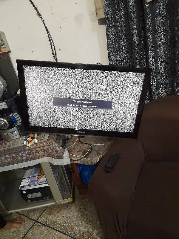 LCD samsuny 40 inch 5