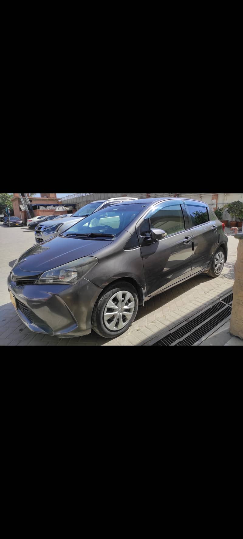 Toyota Vitz 2015/2018 4