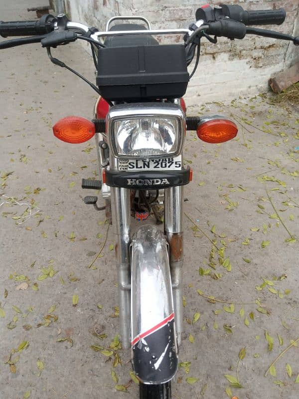 honda 125 self start 2019 4