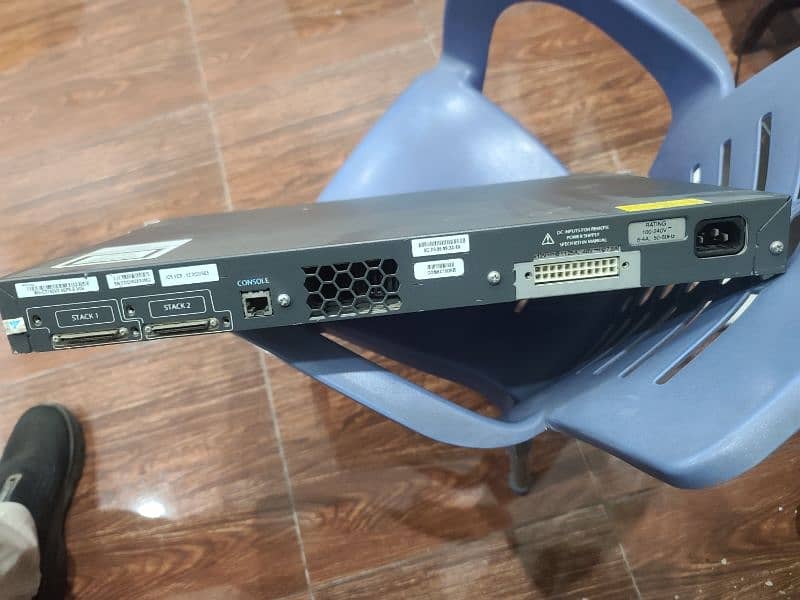 Cisco Catalyst 3750 V2 48 port POE switch 1