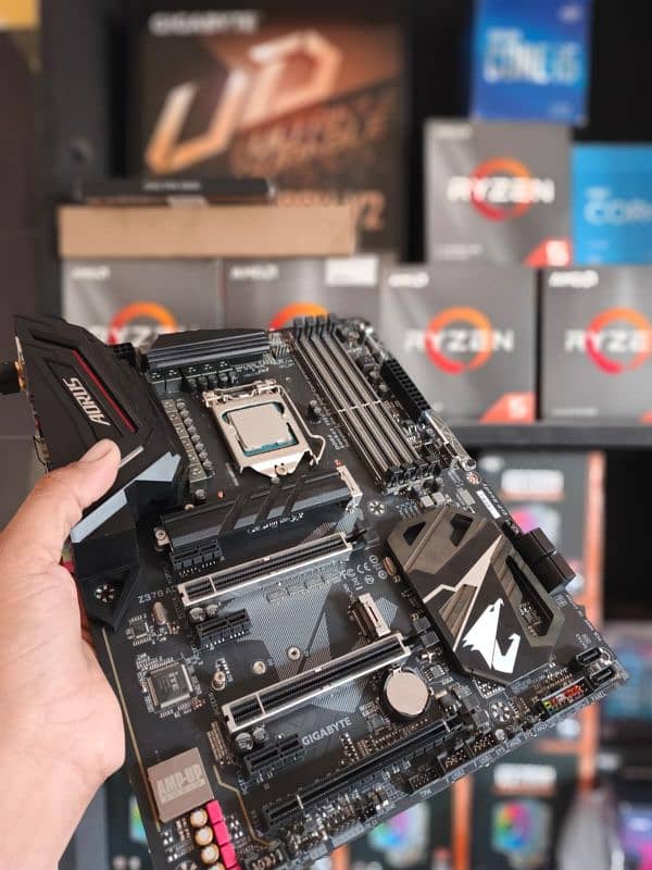 Corei7 9700k z370 Aorus Ultra Gaming Wifi 16Gb Xpg D60g 2