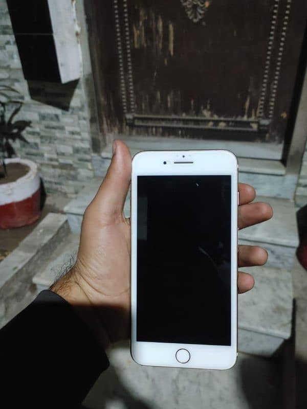 iPhone 7plus bettry health 72 all original phone 1