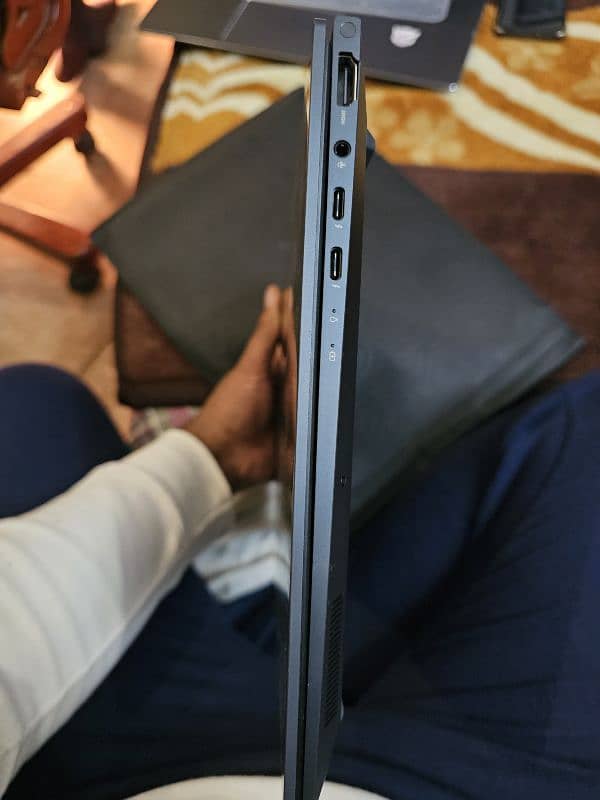 Asus zenbook 14x OLED 2