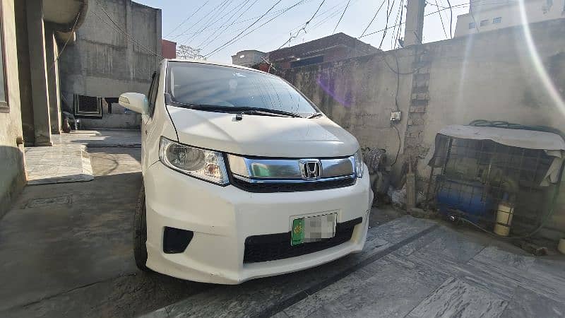 Honda Freed 2014 3