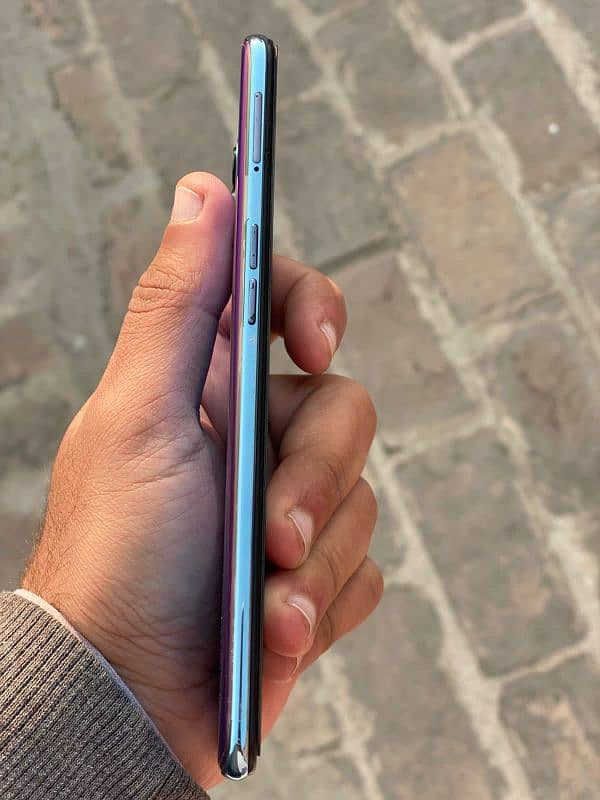 OPPO F17 Pro | PTA Official Approved 1