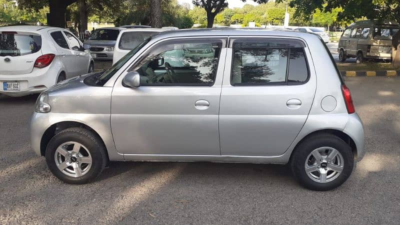 Daihatsu Esse 2013 2