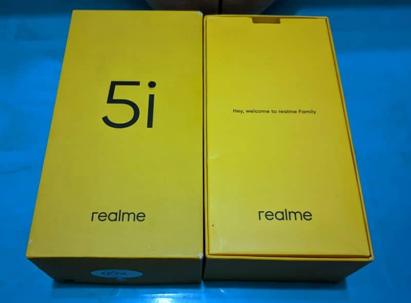 Realme 5i - 4/64 - Box + Acces 4