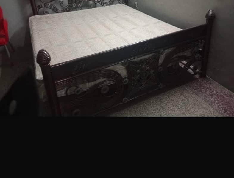 iron bed set 1