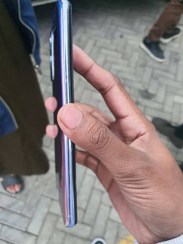 one plus 9 5G price is negotiable 1