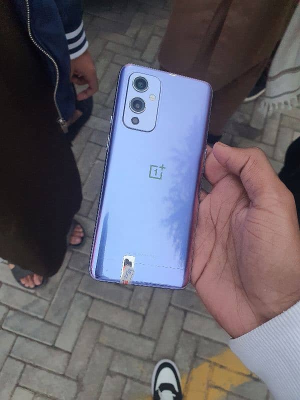 one plus 9 5G price is negotiable 2