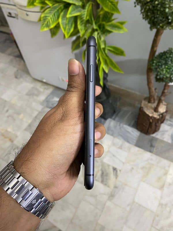 Iphone11 [PTA Approved] 7