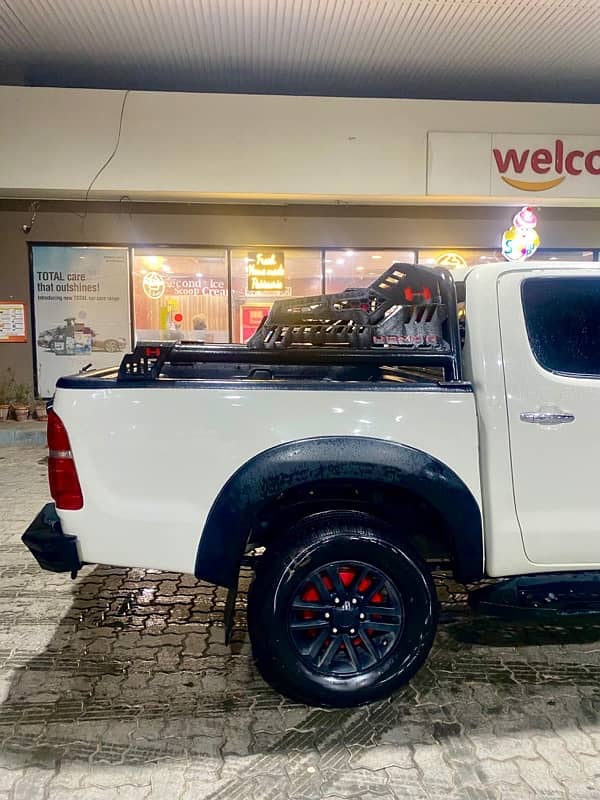 Toyota Hilux 2014 9