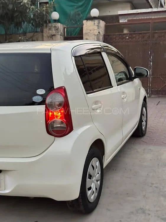 Toyota Passo 2013 2