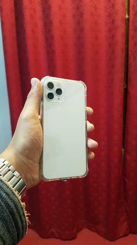 iphone 11 pro full genuine 4