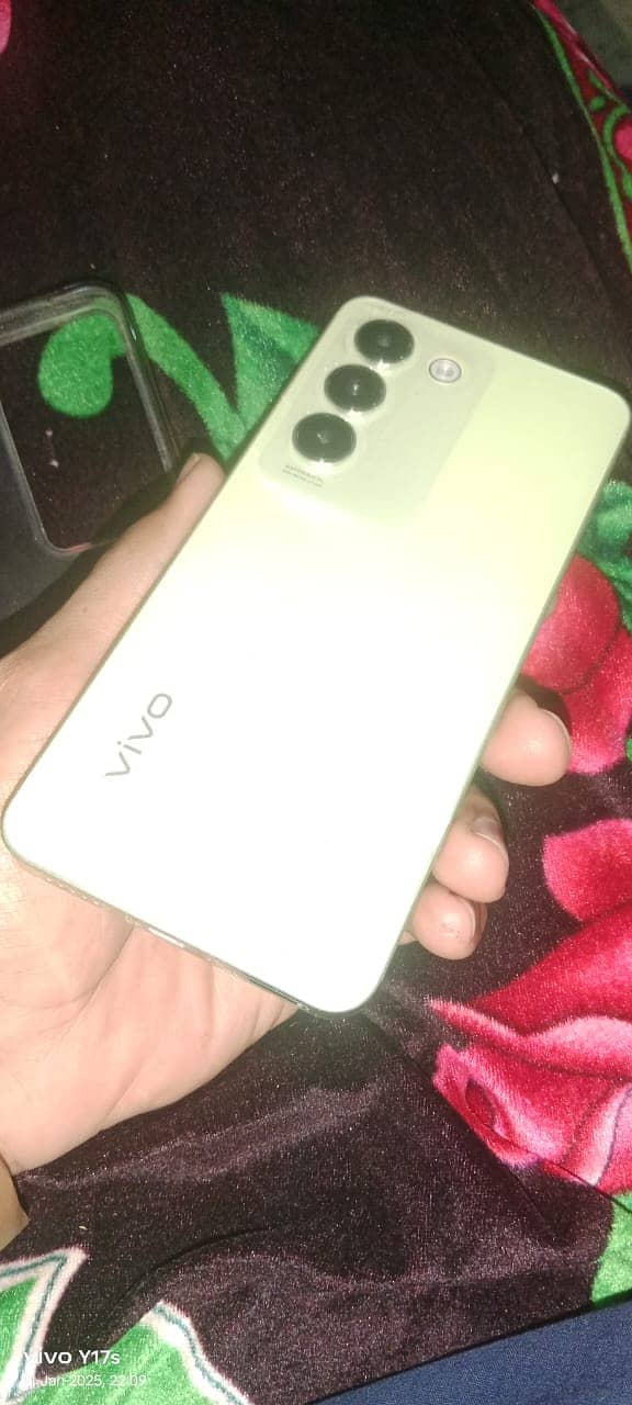 Vivo Y100 256GB 0