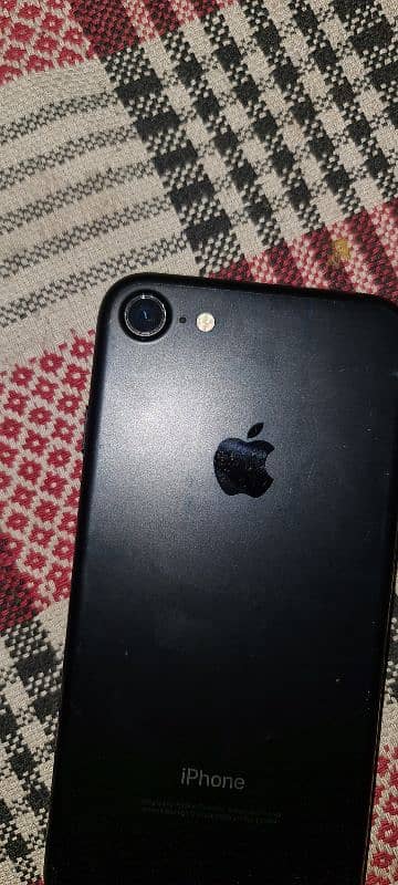 Iphone 7 Black colour nonpta bypass 32GB 6