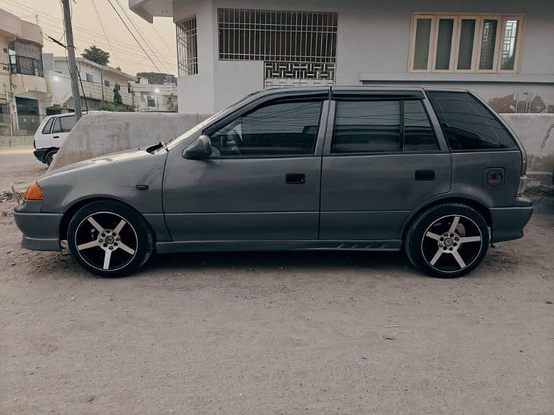 Suzuki Cultus VXR 2012 Sports 0