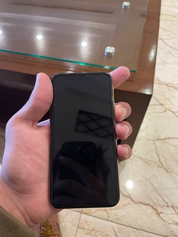 iphone 11 pro dual PTA aprooved 3