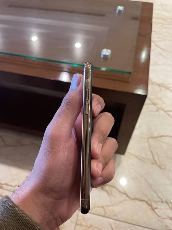 iphone 11 pro dual PTA aprooved 5