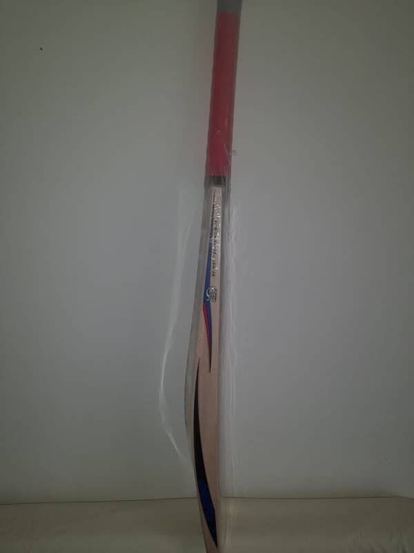 CA 5000 Plus Original English Willow Cricket Bat 1