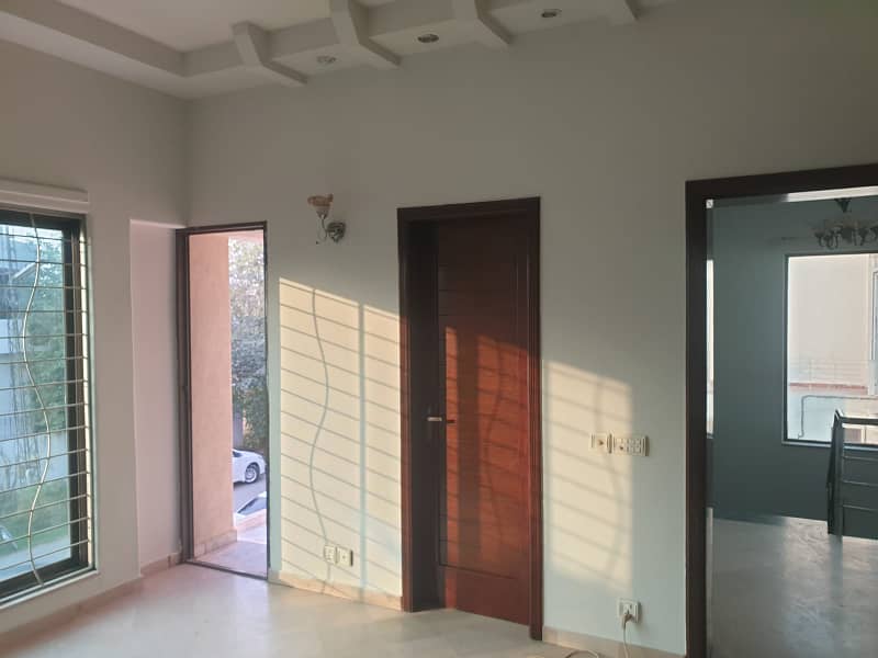 7 Marla Double Unit Corner House with Full Basemen Available For Sale in Z Block DHA Lahore 2