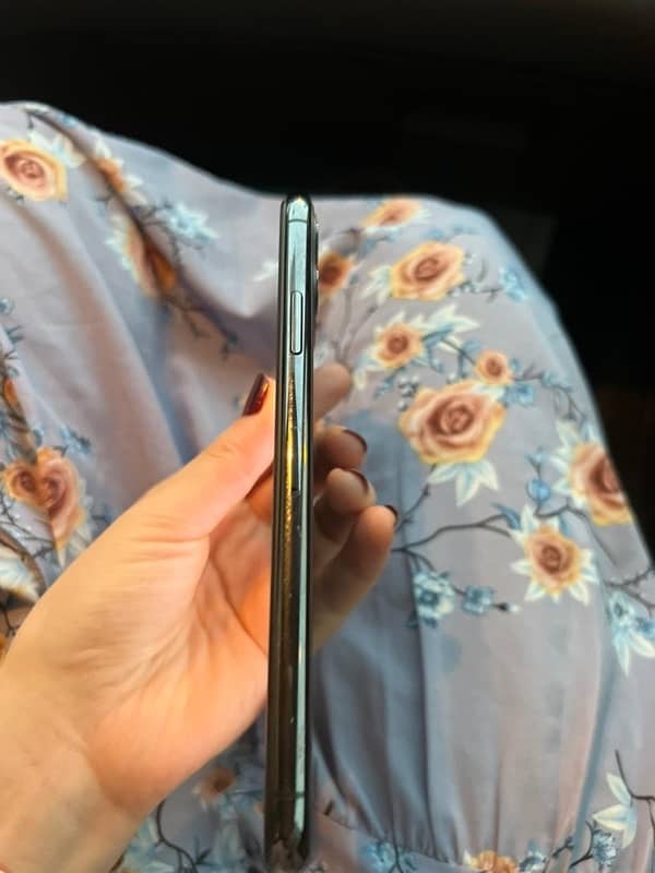 iPhone 11 Pro 512gb 5