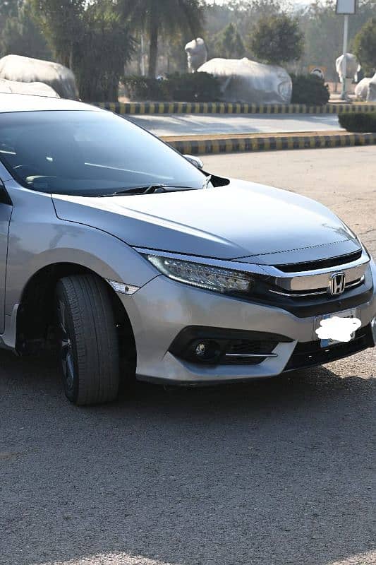 Honda Civic Oriel 1.8 i-VTEC CVT 2019 15