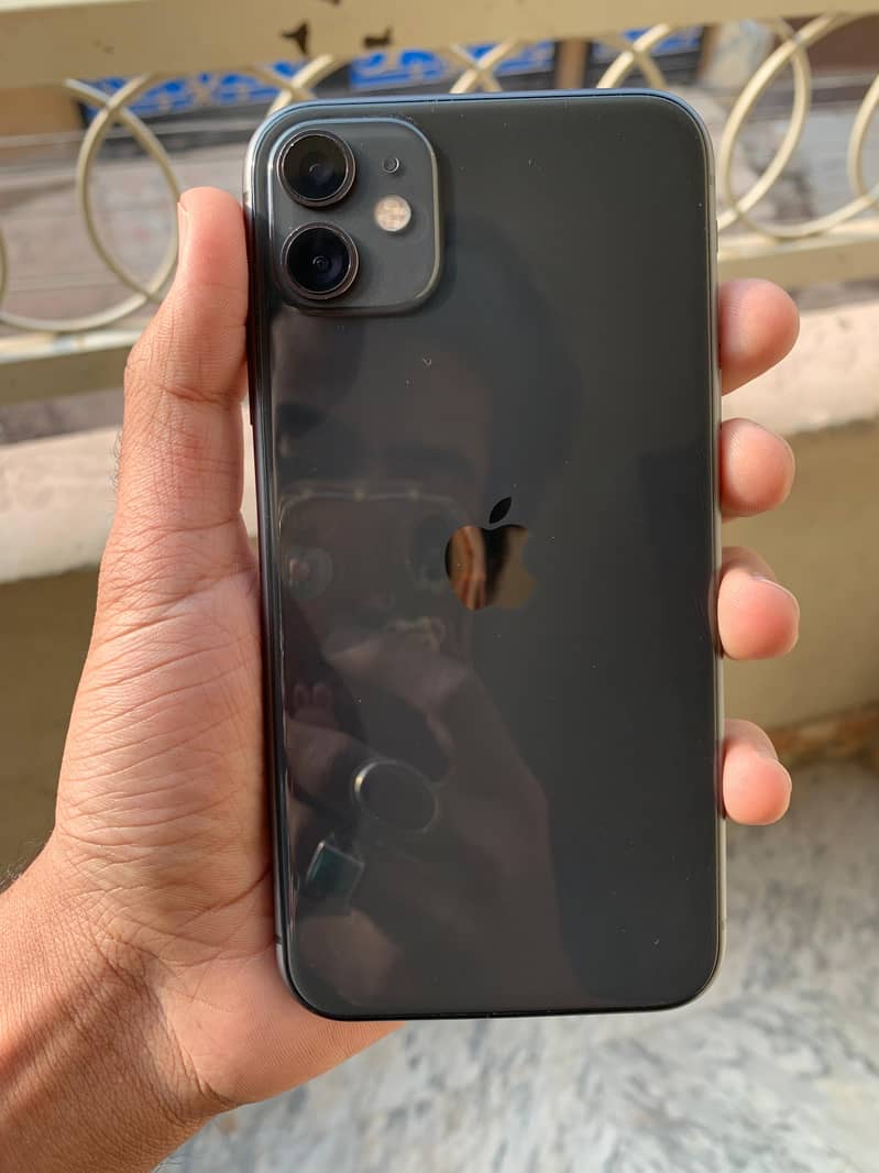 Apple iPhone 11 0