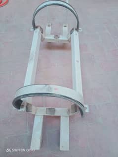 CNG Cylinder Stand