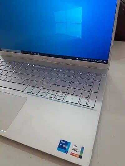 Hp Laptop Core i7 With Graphic Card l 10th gen l apple core ( i5 , i3 0