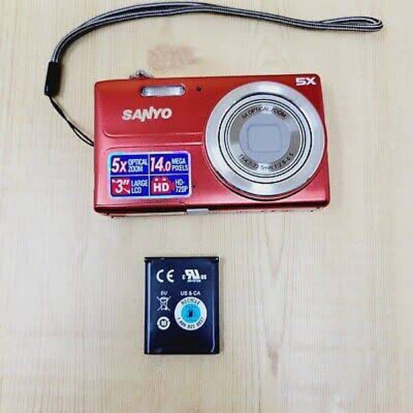 14 Mp Sanyo Digital Camera Urgent Sell 1