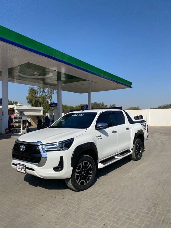 Toyota Hilux 2021 1