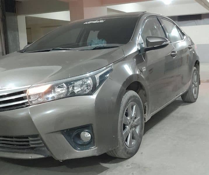 Toyota Altis Grande 2016 1