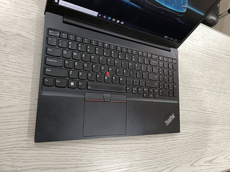 Lenovo Thinkpad E15 core i7 11th gen quadcore 15.6 inch 1080p ips Num 4