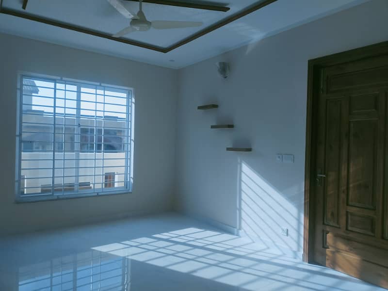 Like Brand New Modern Luxury Prime Location 30 X 60 House For Sale In G-13 Islamabad 21