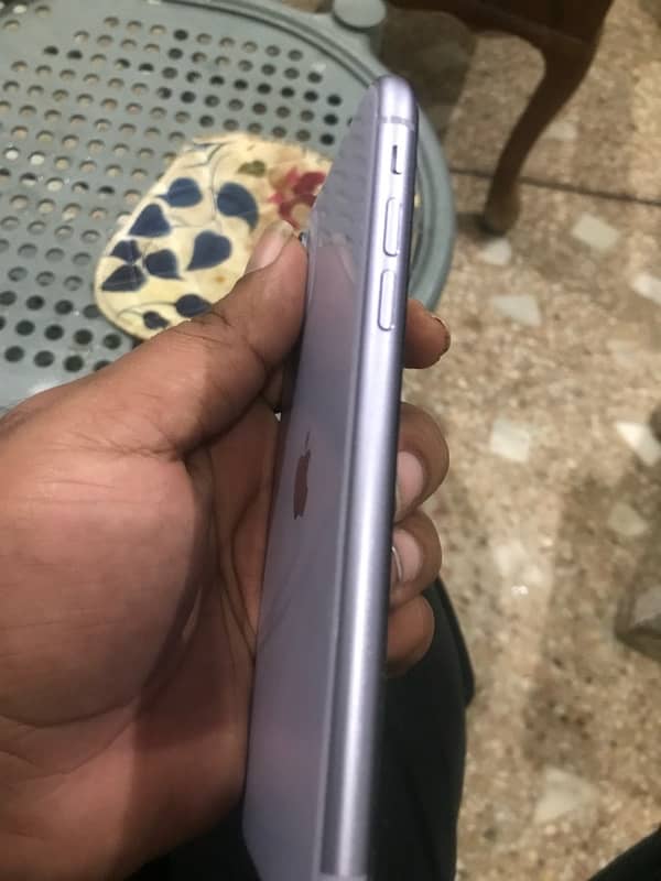 iphone 11 64 gb non pta JV 3