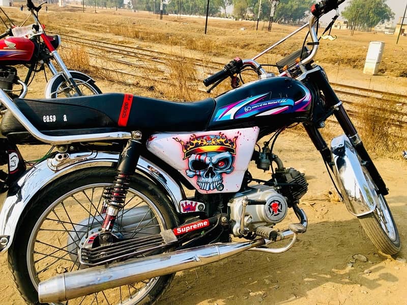 Modified Bike bilkul lush condition 1