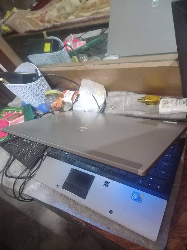 Laptop is very good condition 1st hand used laptop 5