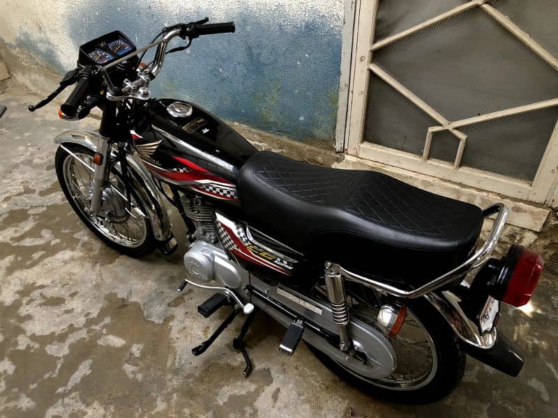 Honda 125 2024 15