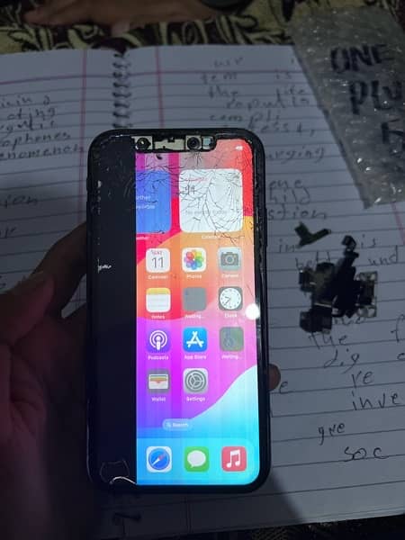 iPhone Xr 3