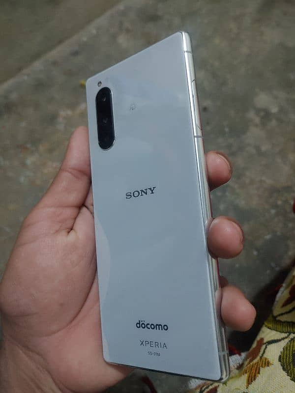 Sony Xperia 5 1