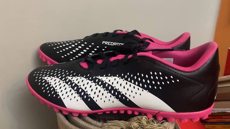 Adidas Predator accuracy. 4 TF football/futsal turf shoes/grippers 11