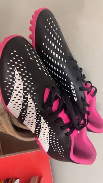 Adidas Predator accuracy. 4 TF football/futsal turf shoes/grippers 12