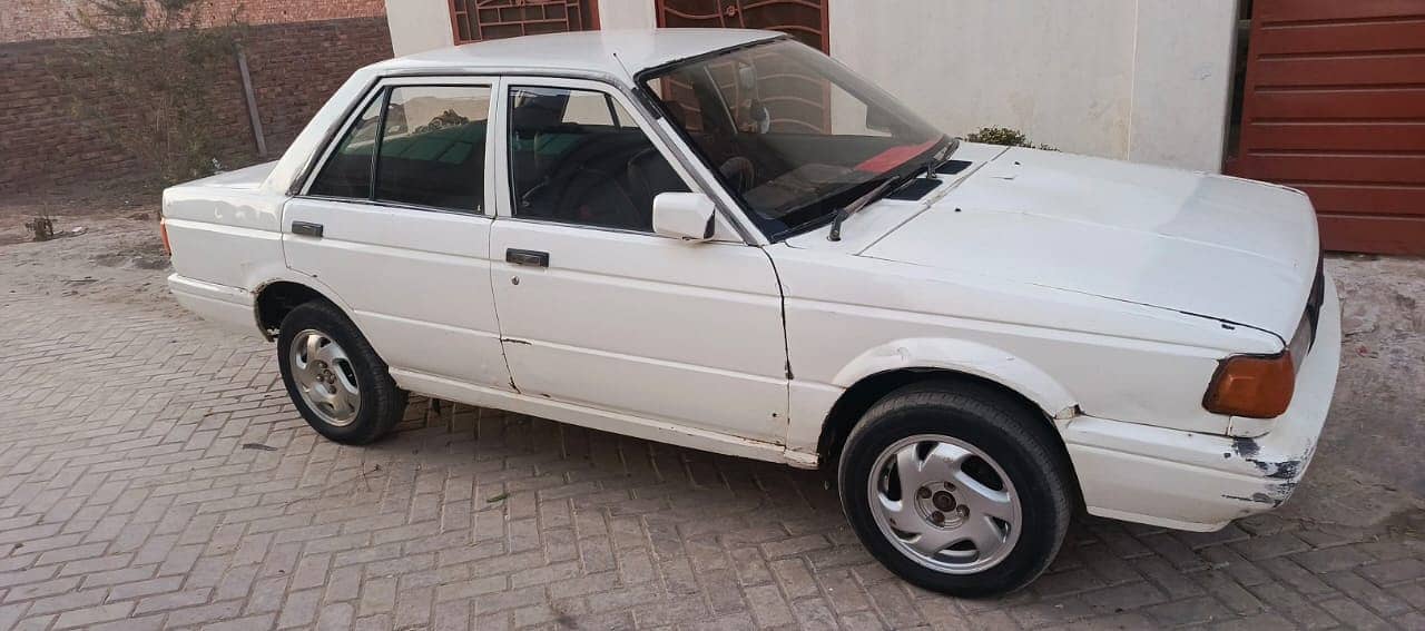 Nissan Sunny 1986 1