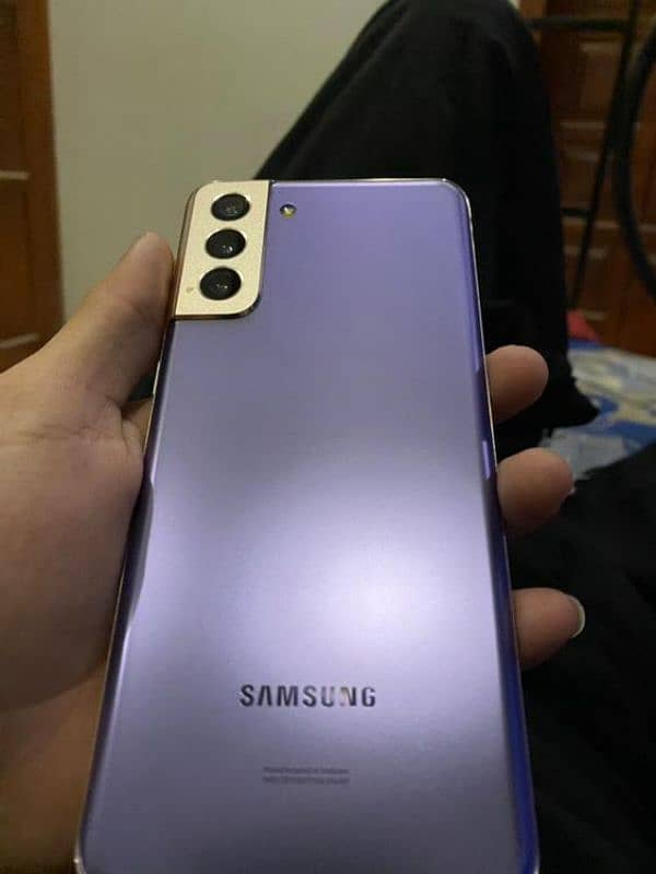 Samsung S21 8.128 3