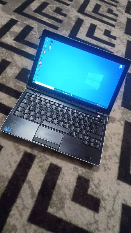 Dell latitude E6230 3