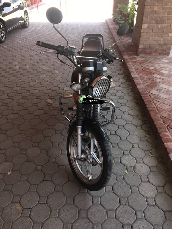 SUZUKI GS 150 SE 1