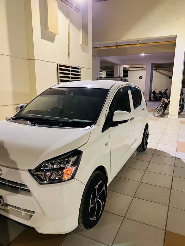 Daihatsu Mira 2018 4