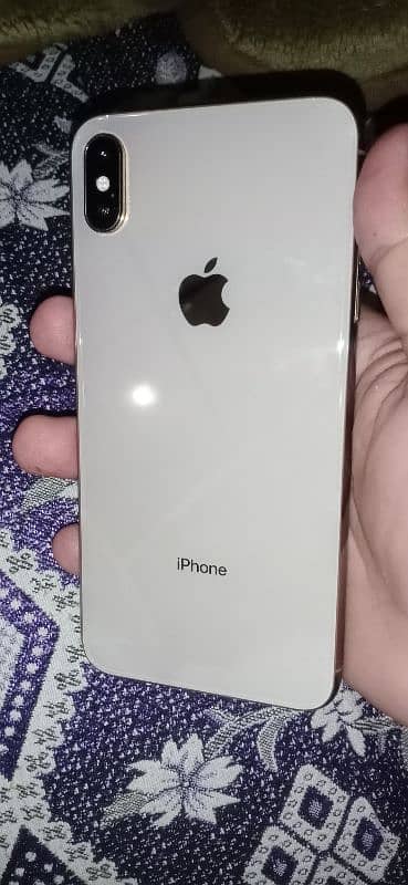 iPhone XS Max. . . . . . 64gb 5