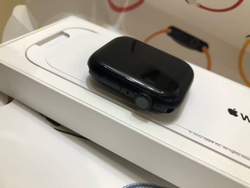 Apple Series 8 45mm Smart Watch 11